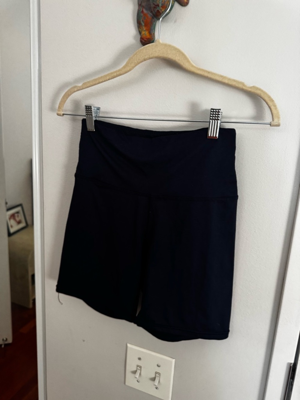 BUNDLE OF 3 biker yoga shorts - mauve, black and navy - Picture 6 of 11